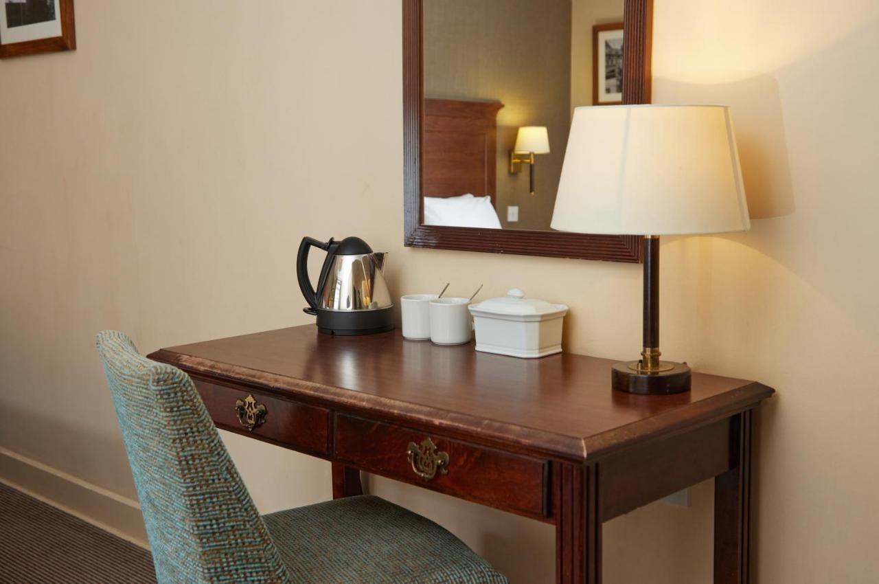Bell By Greene King Inns Thetford Ngoại thất bức ảnh